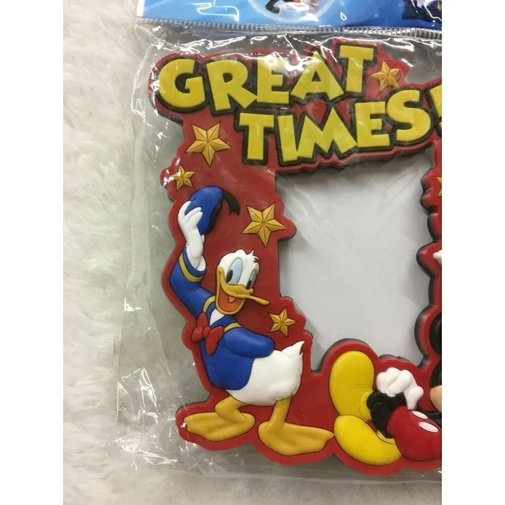 Disney Souvenir Rubber Frame Great Times Mickey Donald Goofy Magnetic NEW